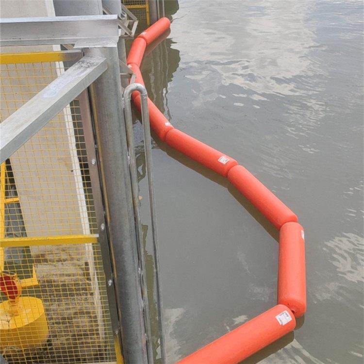 水上浮筒厂家闸口拦污浮排河道水库浮式拦河坝PE拦污浮筒 - 实物图