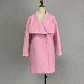 品牌折扣中长款粉红色羊毛，呢大衣秋冬欧美风大翻领，双排扣保暖外套