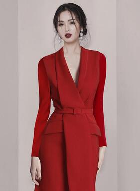 名媛气质订婚礼服女2026新款年会春敬酒服聚会晚宴红色西装连衣裙