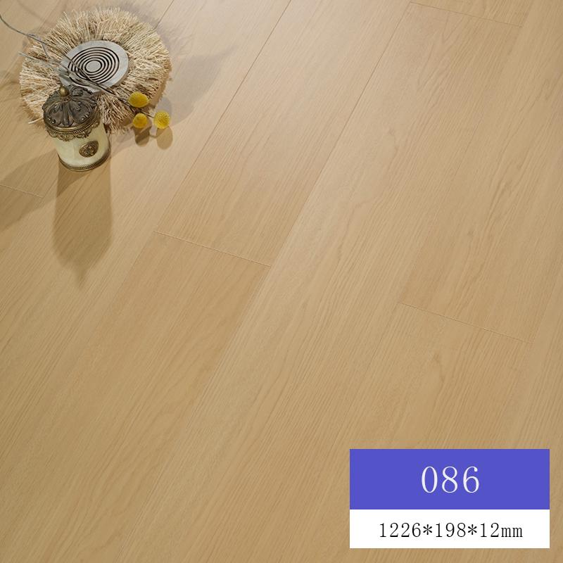 原木色新三层实木复合木地板15mm家用环保防水多层地暖专用12mm