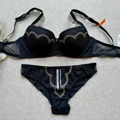 Small chest underwear thin top and thick bottom bra push up