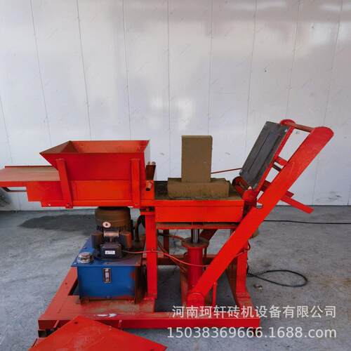非洲热卖款液压黏土制砖机泥巴砖机空心实心油缸制土机
