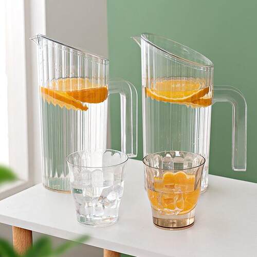 Slanted Mouth Cold Water Pitcher for Home Use, Heat-Resistan