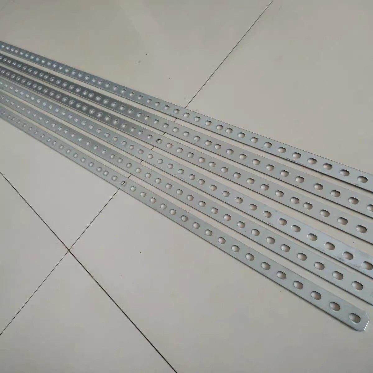 不锈钢板带孔铁条直条扁条加厚神器强力带孔扁条铁片改装角片,金属材料及制品,扁钢,淘宝优惠券,粉丝福利购,淘宝优惠卷