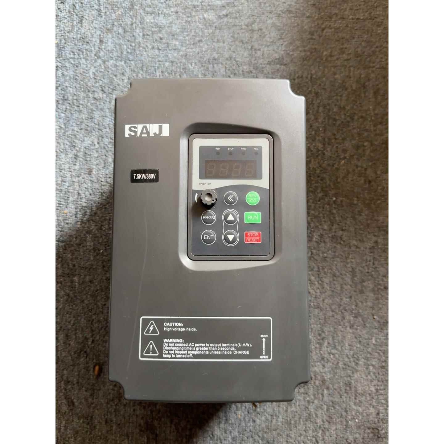 三晶变频器SAJ 8000B-4T7R5GB 7.5KW 3，议价商品