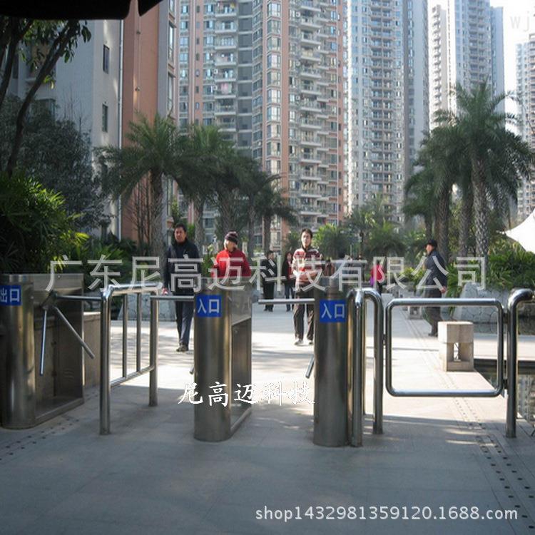 尼高迈圆弧三辊闸小区行人匝道刷卡门禁旋转衮閘双方向通行