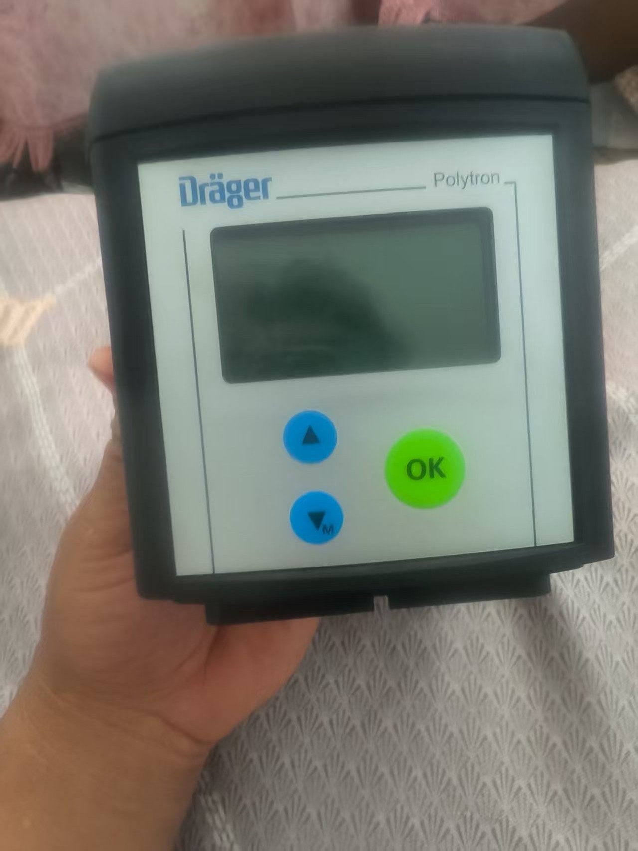 Dr&auml;ger德尔格Polytron 7000气体检测仪，型号