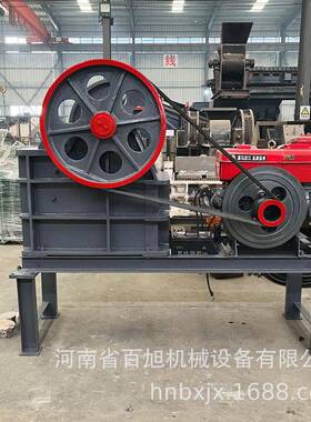 PE200X300鹅卵石混凝土石头粉碎机小型移动柴油硬矿石颚式破碎机