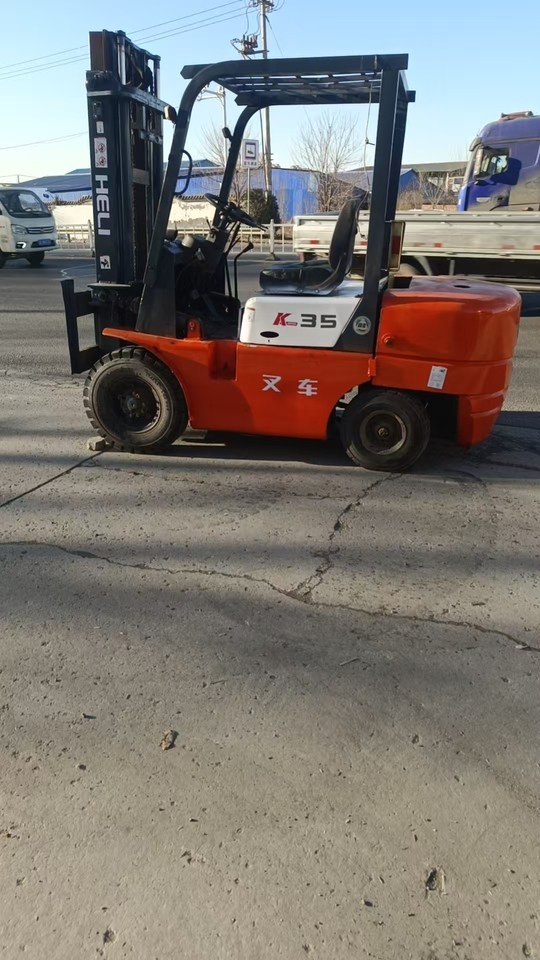 1月13日天津3.5吨叉车升高3米网络拍卖公告
