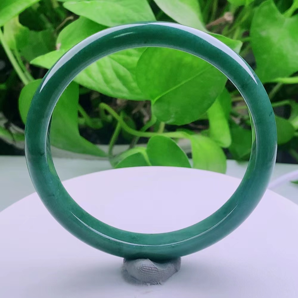 天然翡翠55圈口玉手镯 冰种老坑细腻水润冰蓝水满绿满色正圈手镯