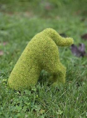 欧式户外庭院草地绿色仿真植绒小狗摆件阳台花园橱窗拍照装 饰动