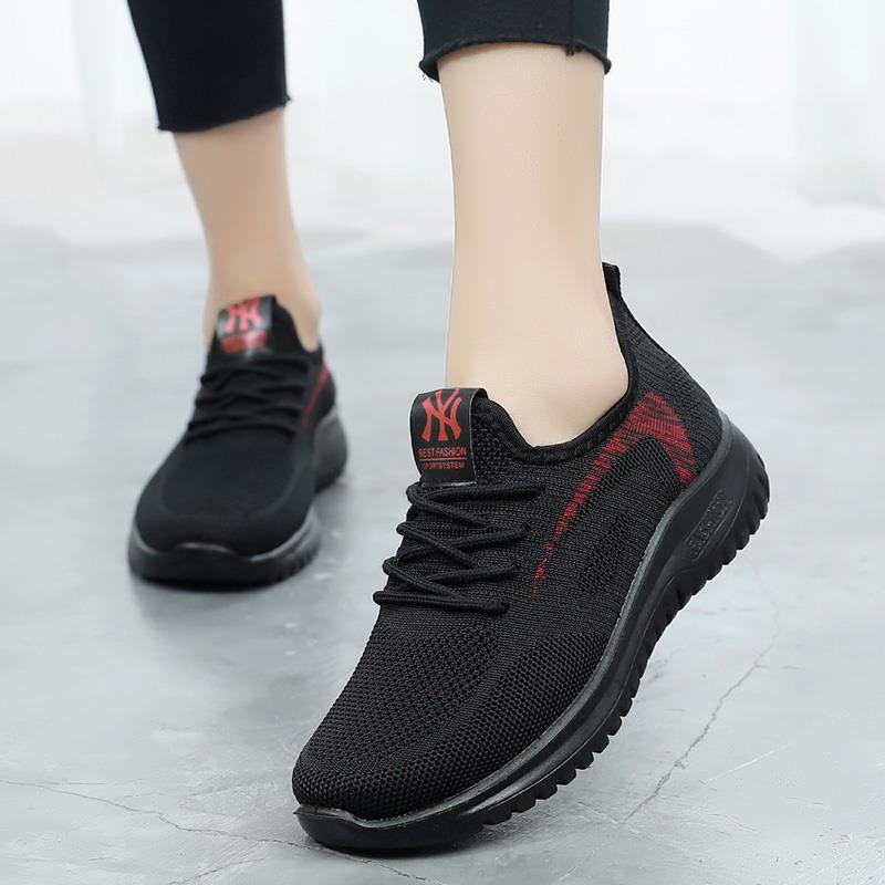 正品妈老北京布鞋女妈鞋春季百休闲运动女鞋软鞋底轻便搭老年人健