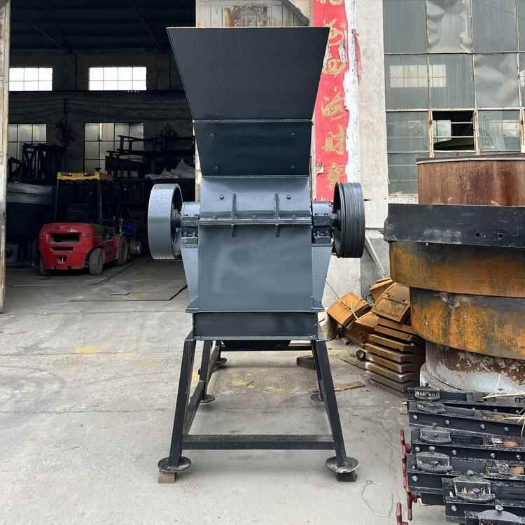 可移动粗碎细碎颚式破碎机矿山设备鄂破机小型移动破鄂破碎石机