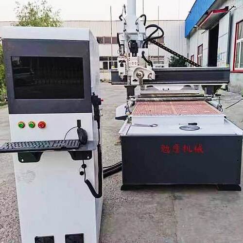 圆盘换刀雕刻机cnc加工中心四工序125开料机双工位宝元系统数控