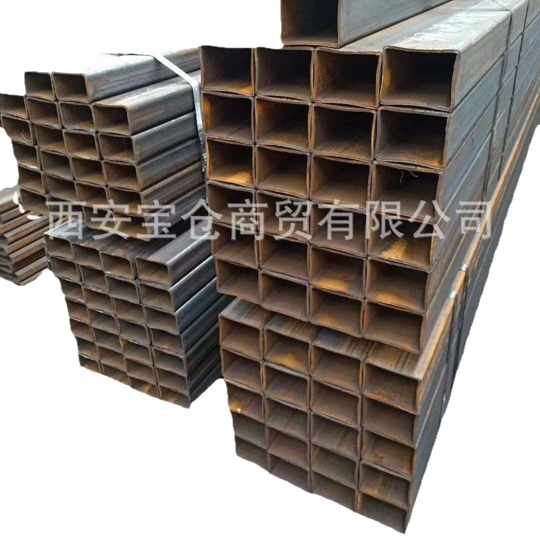 宝仓钢材销售直角方管Q235B厚壁无缝方管大口径20#无缝方矩管过磅