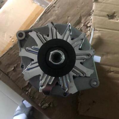 SE501382发电机TY6600发电机TY6772发电机适用约翰迪尔发电机