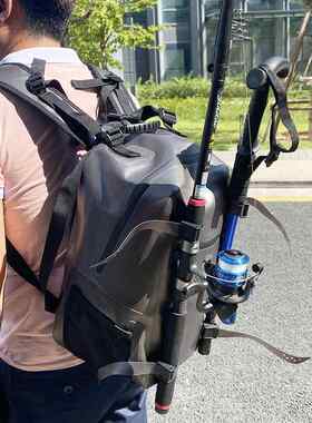 新款直销防水路亚包多功能渔具包海钓鱼竿包户外登山背包电脑包跨