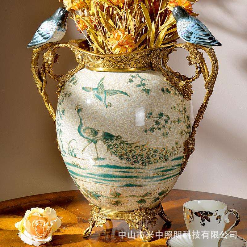 欧美式现代简约田园孔雀花鸟白色冰裂纹陶瓷全铜花插花瓶装饰摆件