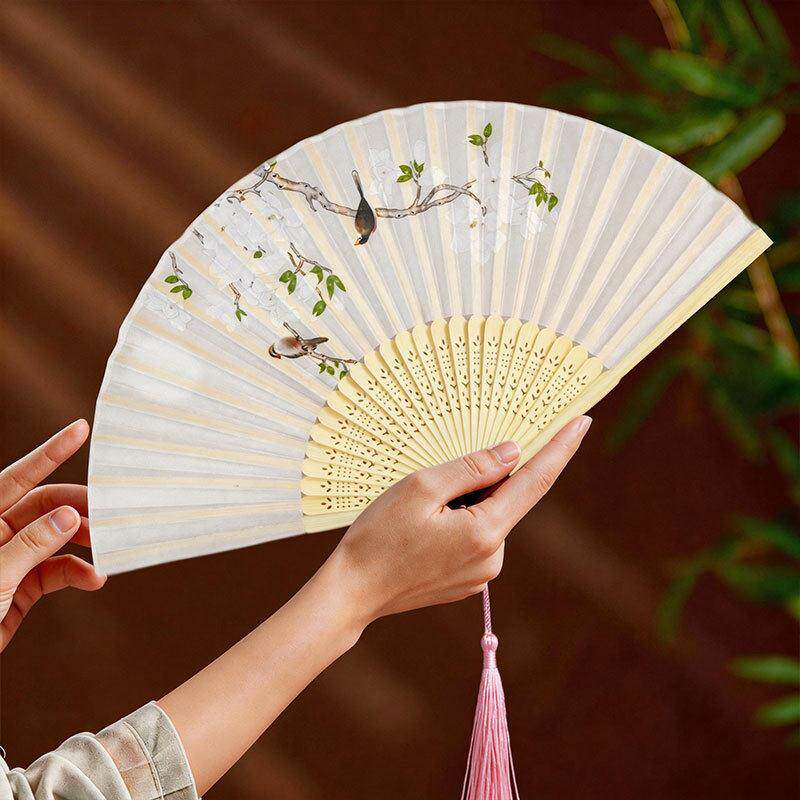中国风汉服配饰折扇舞蹈女扇夏季便携绢布花鸟画扇新中式美学扇子