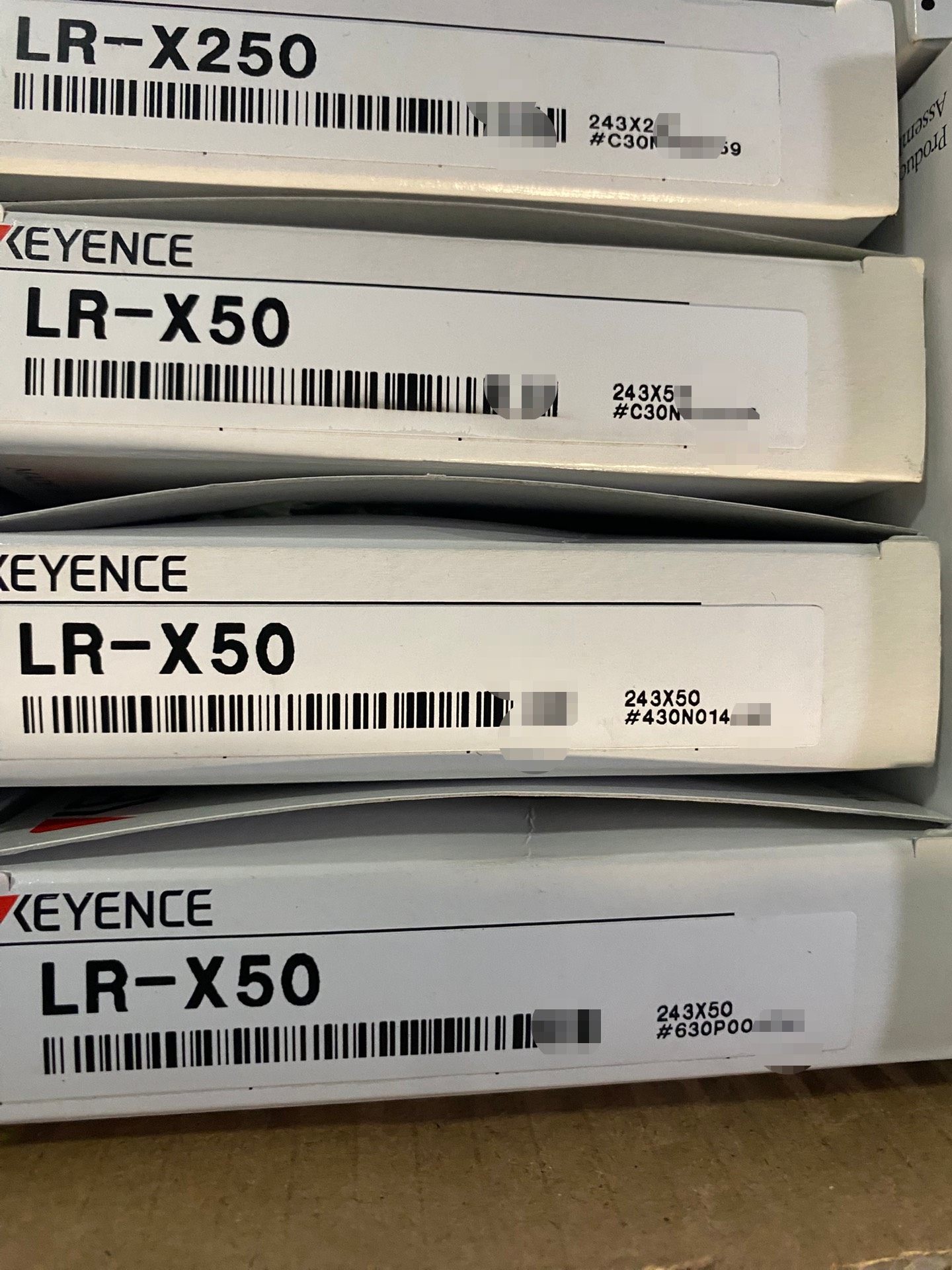 基恩士LR-X50，现货3套。