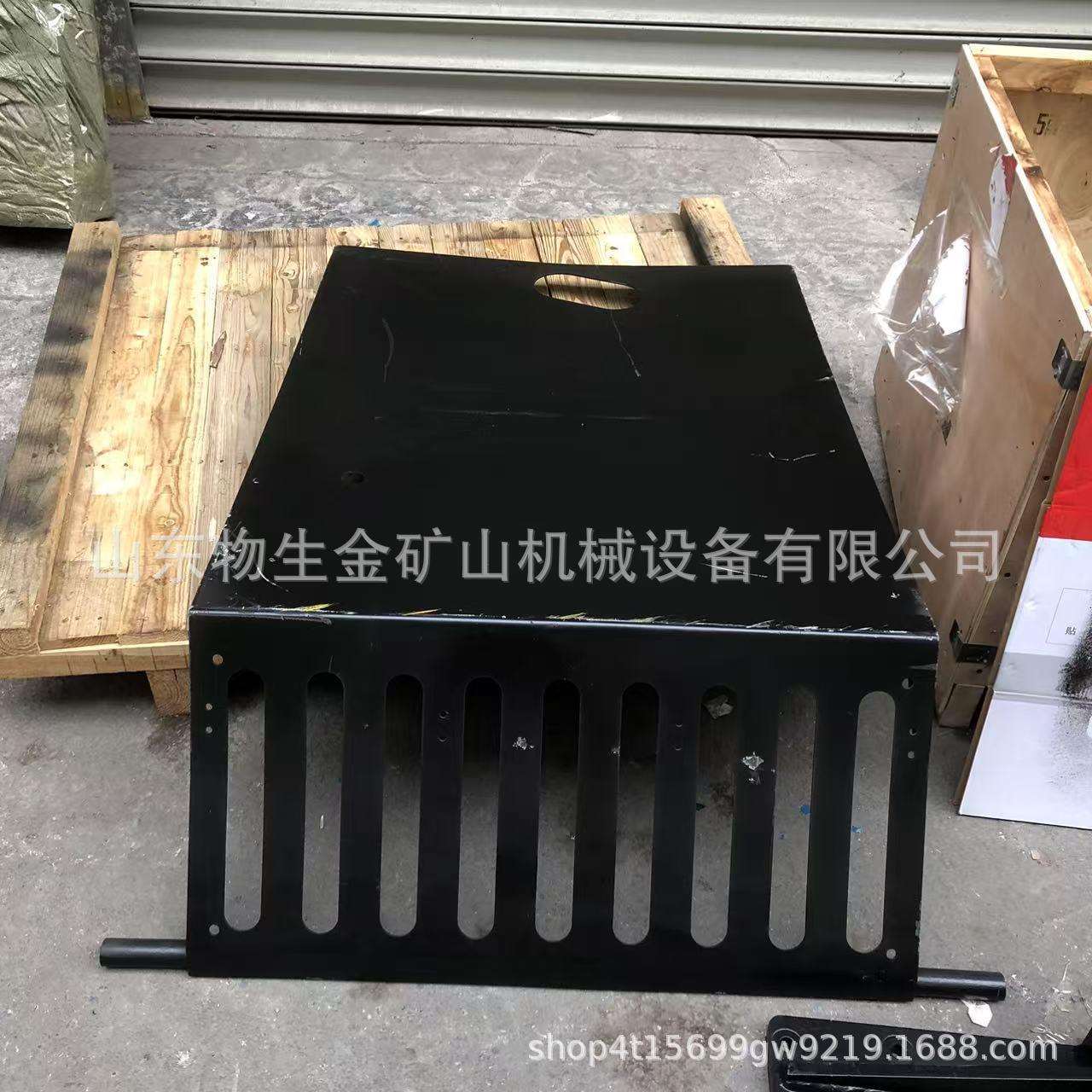 三一宽体车配件前防护栅14352592三一重工SKT90 SKT105S配件
