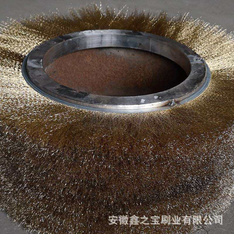 供应镀铜丝毛刷辊 钢材抛光除锈小刷滚 不锈钢丝压片刷拉丝辊