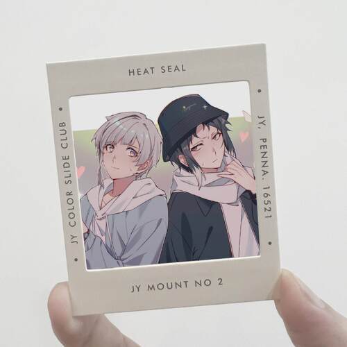 文豪野犬 背靠 芥敦二次元透明幻灯片投影胶片镭射徽章吧唧周边