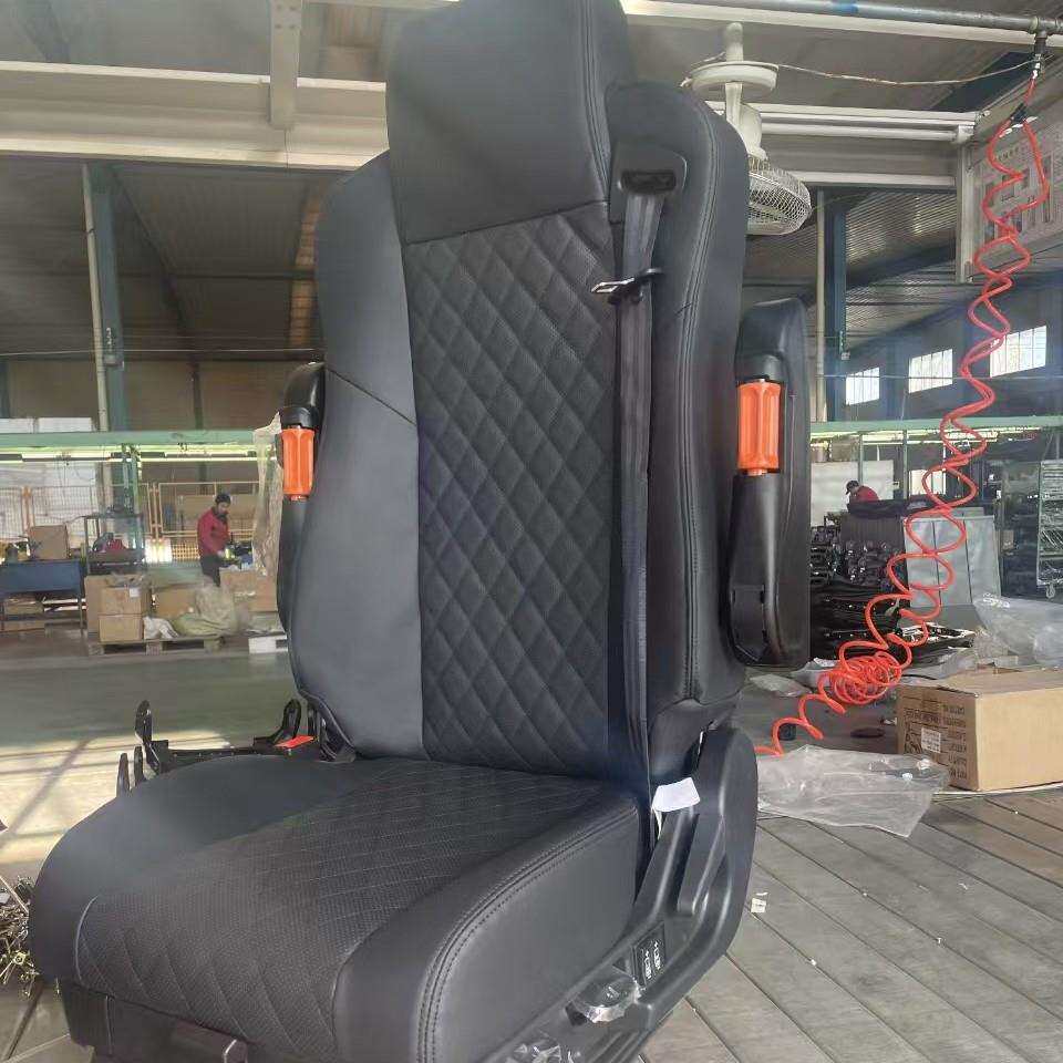 适用于重汽豪沃汕德卡航空座椅新款重卡航空座椅通风加热按摩耐用