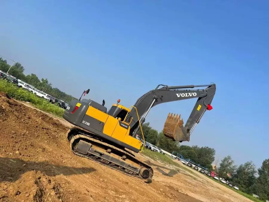 3月10日保定沃尔沃210挖掘机网络拍卖公告