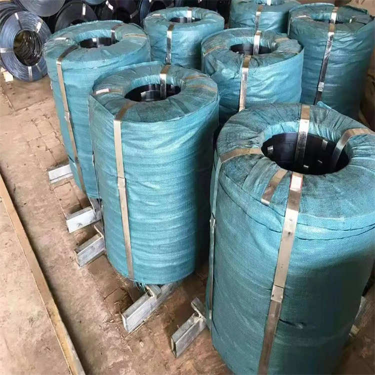 厂家加工镀锌打包带钢带  0.8/0.9*32 镀锌铁皮 量大优惠 可零售