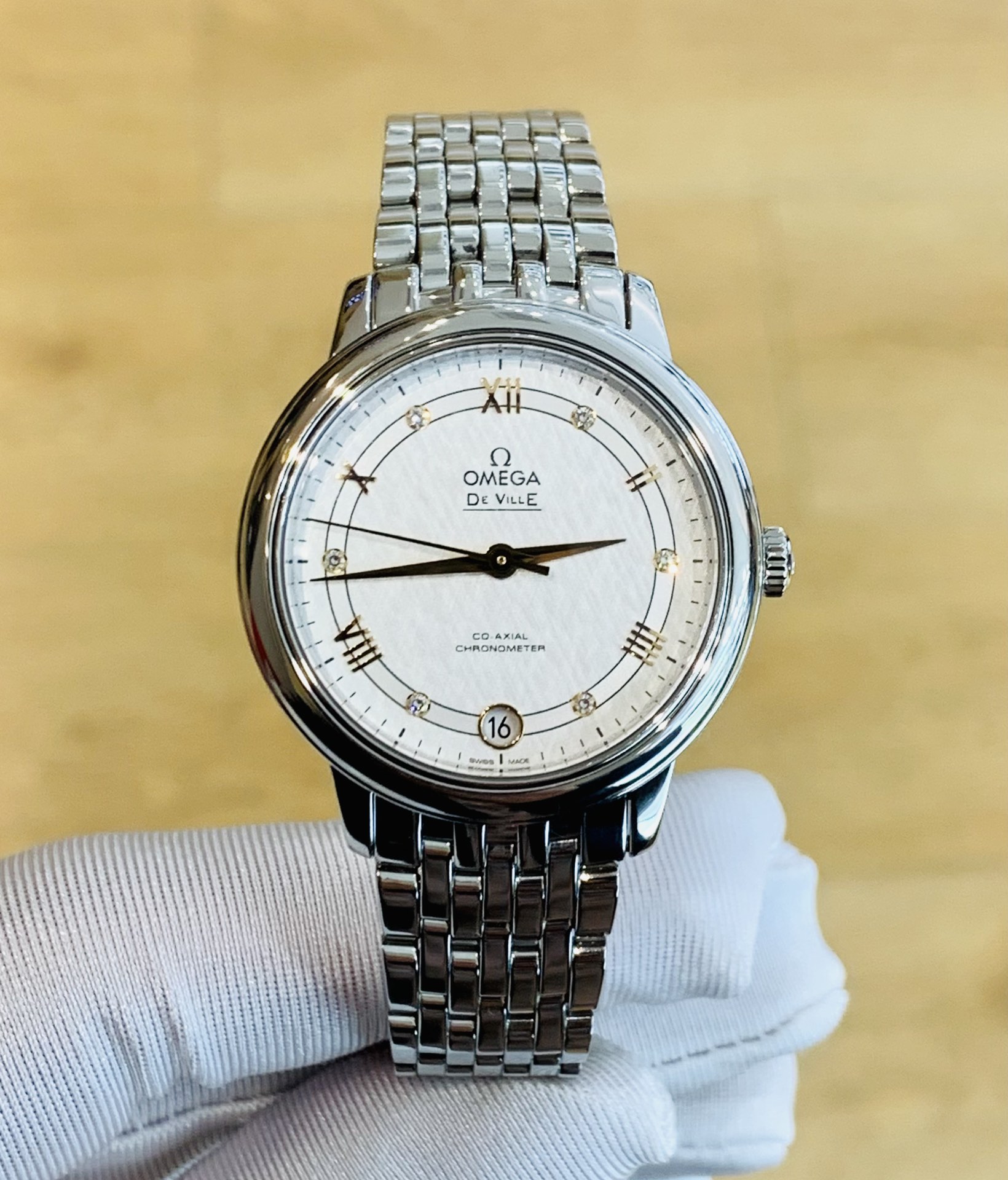 [9.8新]欧米茄碟飞手表33mm自动机械女款腕表424.10.33.20.52.001