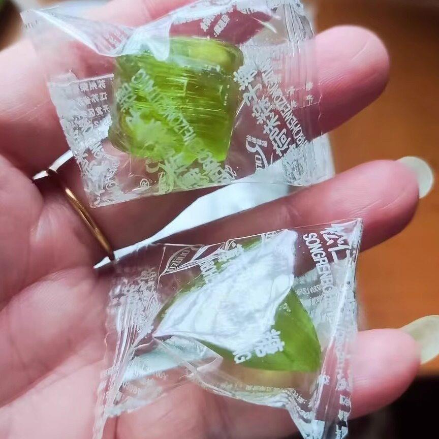 正宗苏州特产正宗松仁粽子糖三角薄荷桂花姜汁硬糖糖果休闲老式零