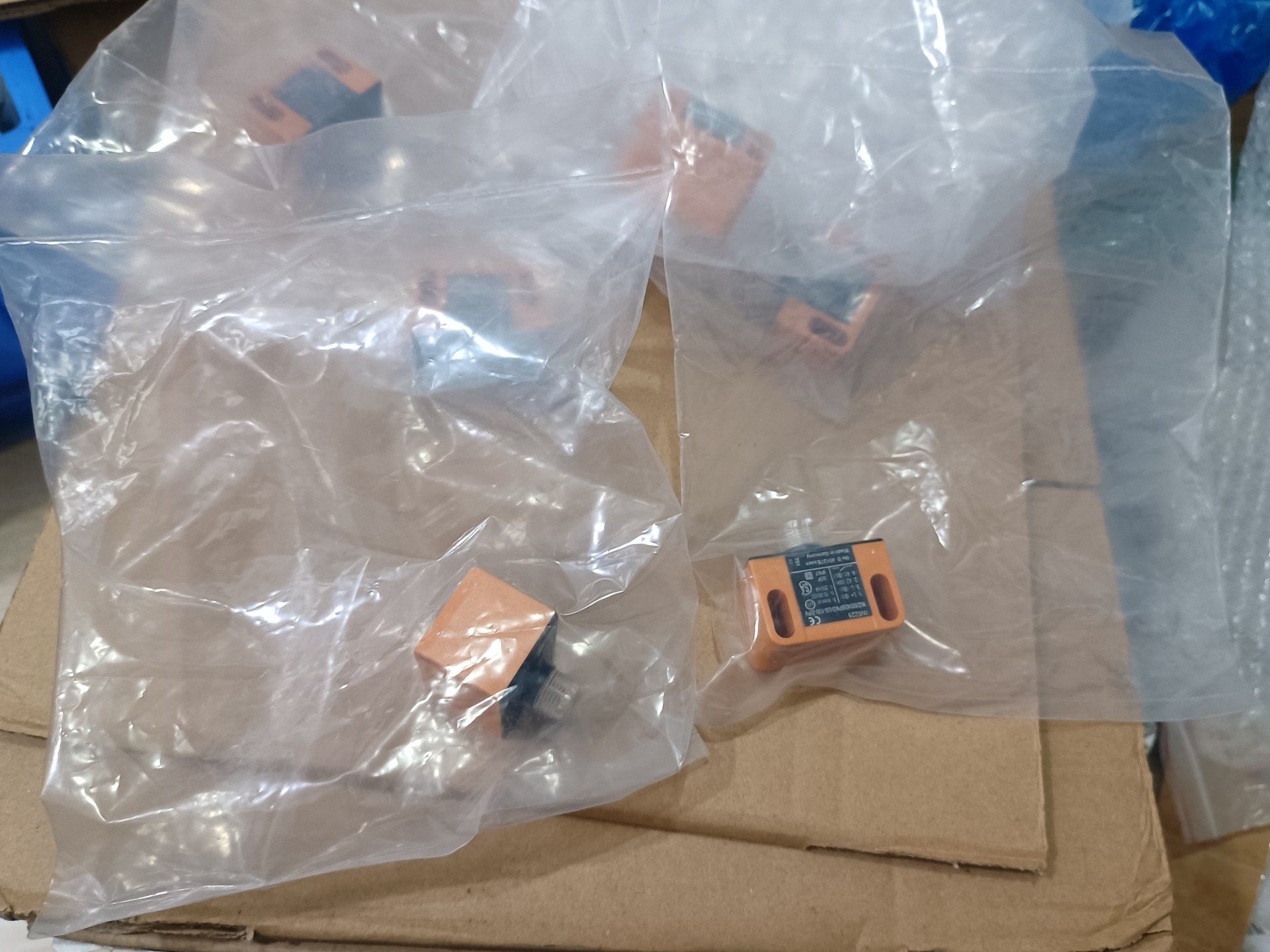 全新ifm易福门 阀门用双接近开关 IN5225，公司备用件