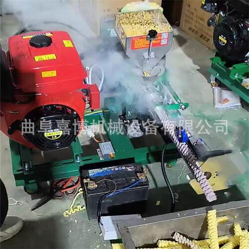 2025好操作夜市摆摊玉米棍膨化机 全自动高配汽油腰带酥机多花型