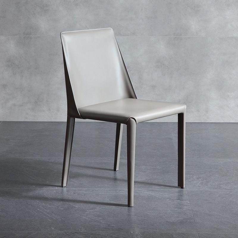 意式极简马鞍皮餐椅家用餐桌椅子现代简约北欧轻奢餐厅凳子书桌椅