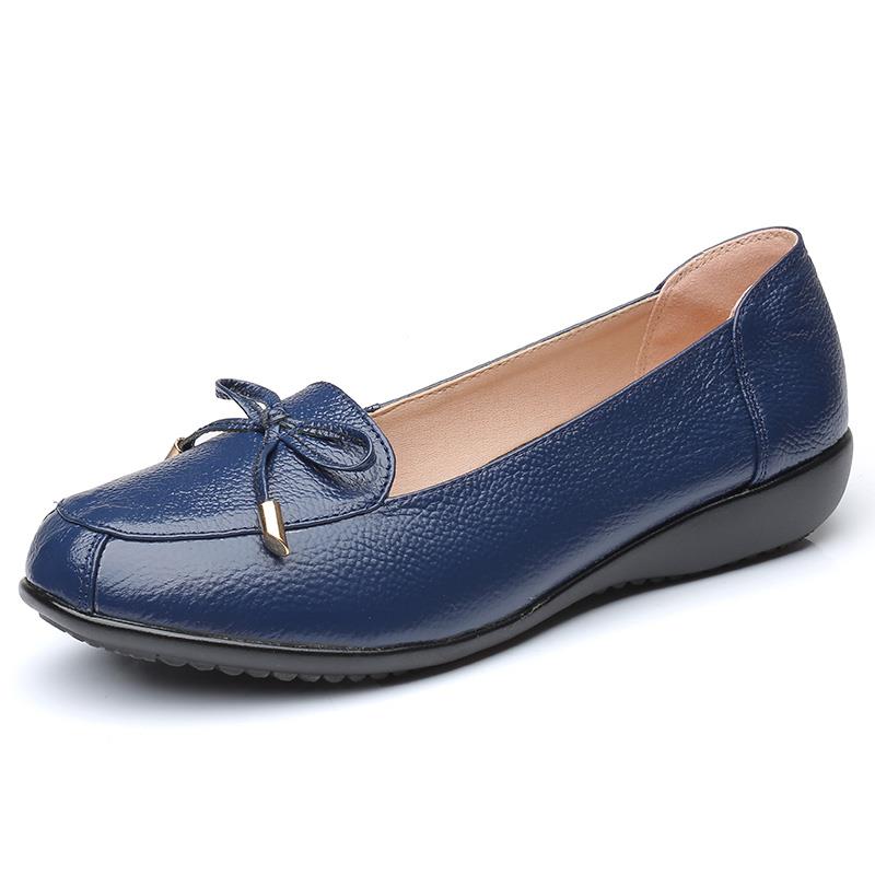 正品年妈妈鞋单真鞋皮平底跟平皮鞋中老年人夏季凉鞋镂空中女士洞