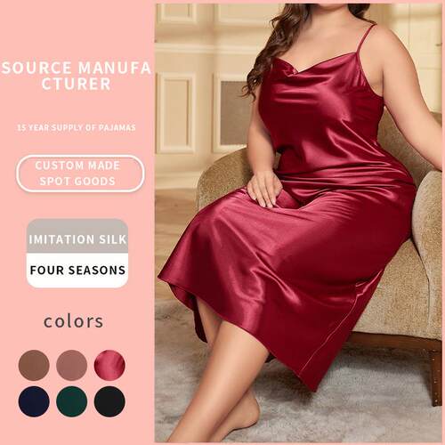 Dress with added weight, oversized home clothes, thin