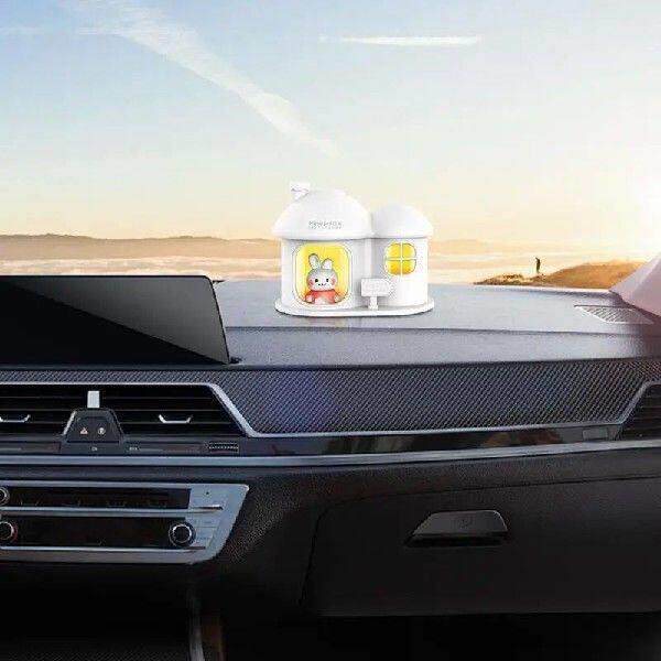 Tiny Humidifier Ultra-Quiet Bunny House Shape Humidifier