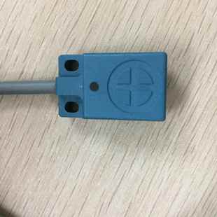 HWL方型接近开关NPN常开型HTL 直流IP67 Q04N1E4mm检测距离嵌入式