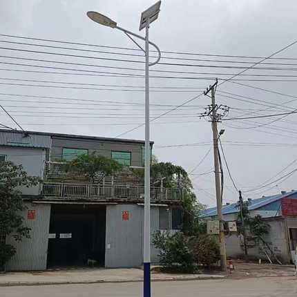 太阳能户外灯庭院灯家用超亮路灯新农村LED防水感应灯路灯杆