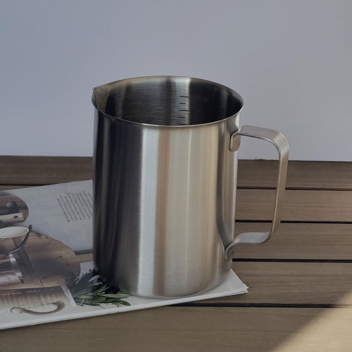 1升一体成型304不锈钢量杯厨房刻度杯家用烘焙容器杯子带刻度水杯