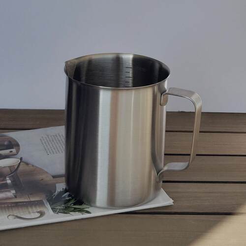 1升一体成型304不锈钢量杯厨房刻度杯家用烘焙容器杯子带刻度水杯