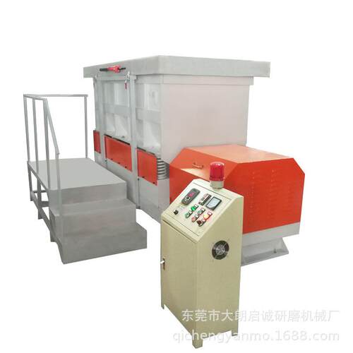 现货加装隔音盖卧式振动研磨机五金倒角去毛刺设备振动抛光机