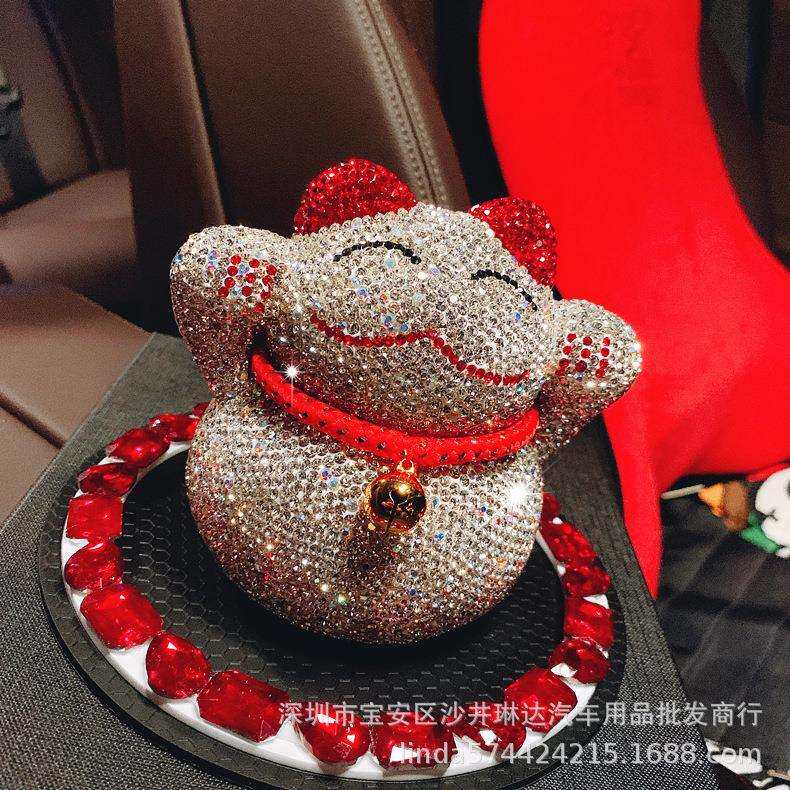 汽车摆件创意仪表台可爱镶钻招财猫摆件满钻招手猫车载内饰品个性