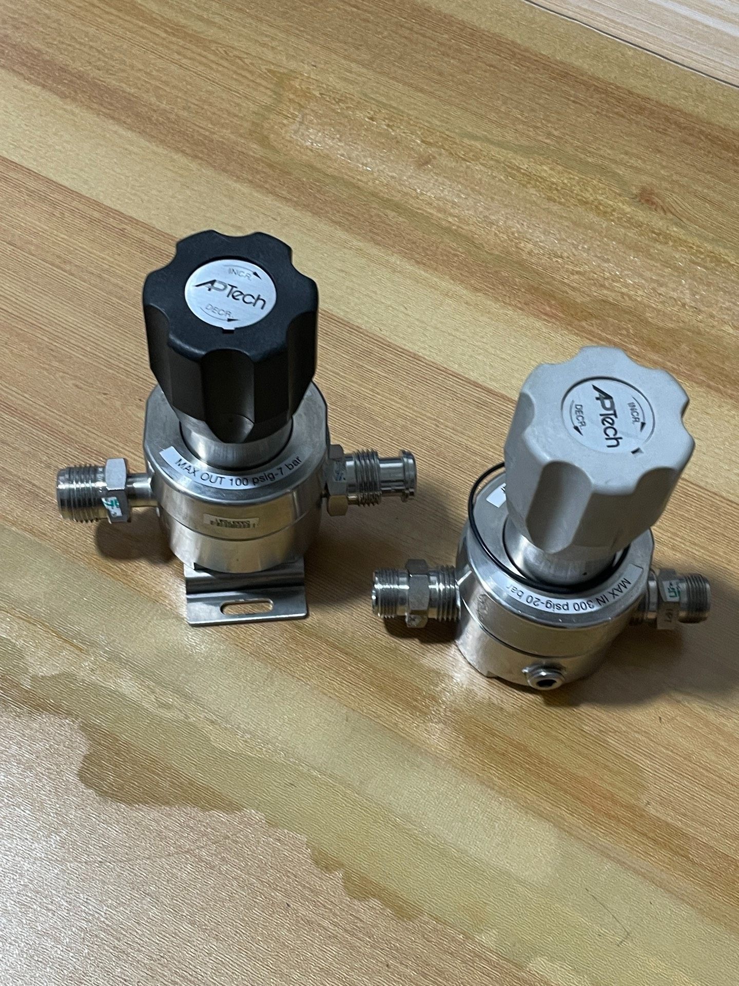 美国APTECH阿博泰调压阀 实物拍摄，拆机包好。