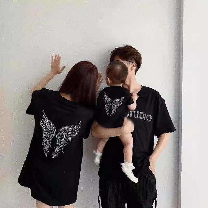 2026新款炸街亲子装夏季一家三口烫钻天使翅膀母女装婴儿纯棉短袖