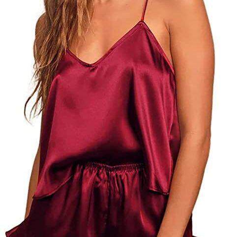 Women's imitation sleeping collar, suspender shorts, two
