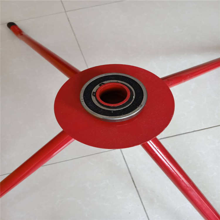 硕暖佳地暖施工地热放管器厂家地暖管放管支架