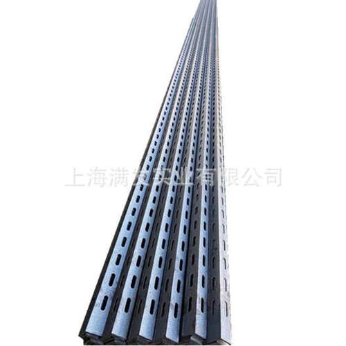 供应q235热镀锌万能角钢30*3 40*4 50*5电力用热镀锌冲孔角铁
