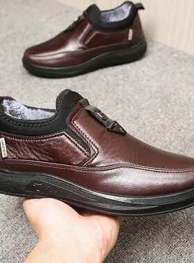 正品布22新款老北京鞋男老人轻便防滑保冬季鞋加绒加厚皮鞋爸爸棉